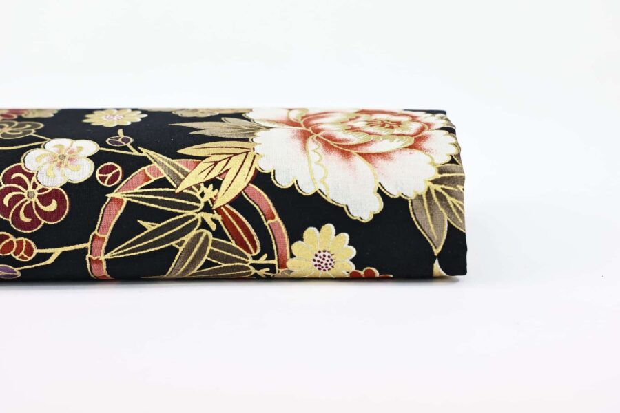 Tissu fleurs dorées Japonais fond noir. Japan fabric, Japanese fabric, Japan textile