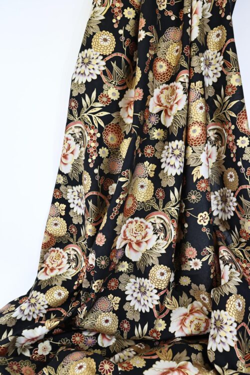 Tissu fleurs dorées Japonais fond noir. Japan fabric, Japanese fabric, Japan textile