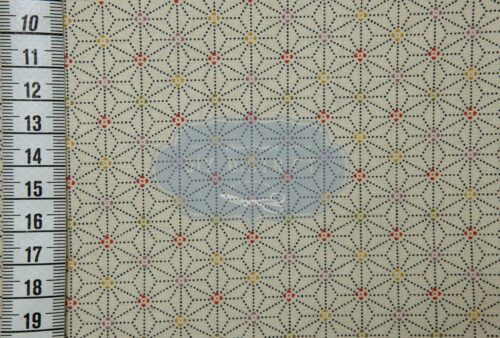 Asanoha fabric dotted with ivory background