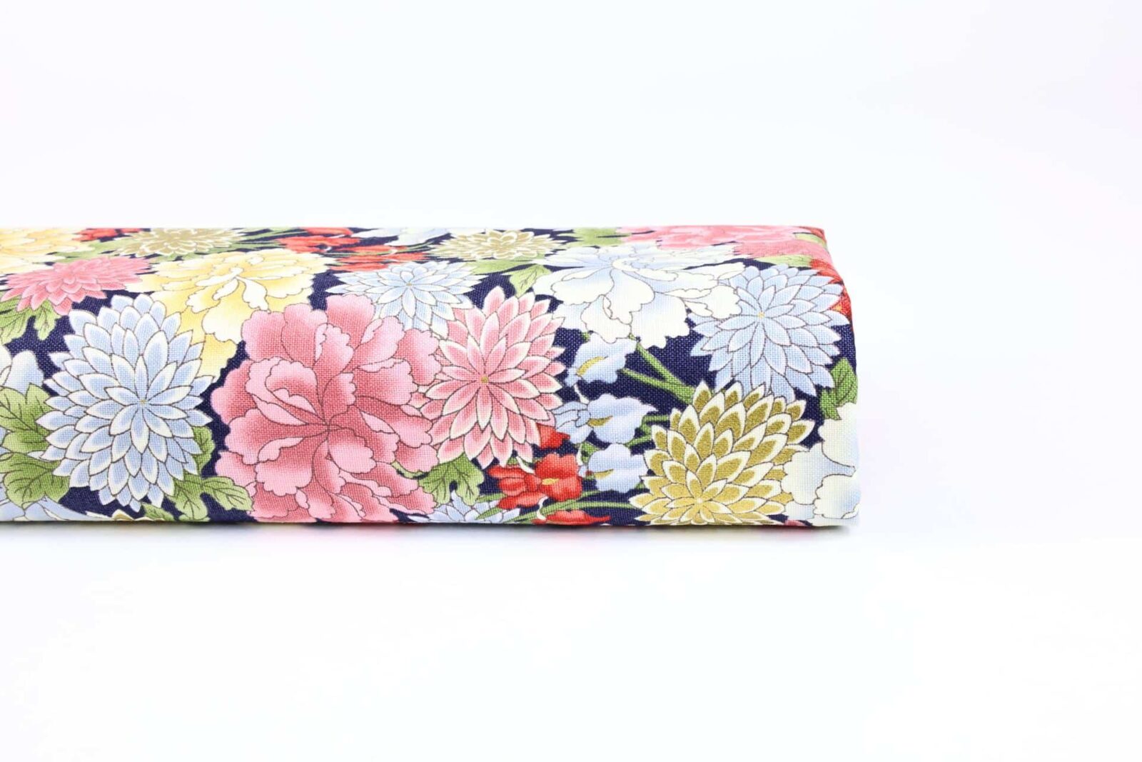 Tissu Japonais Pivoine Chrysanthème et Iris fond bleu