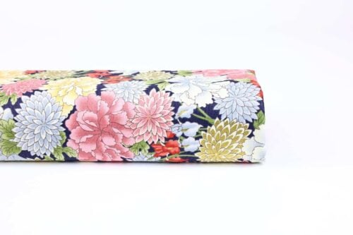 Tissu Japonais Pivoine Chrysanthème et Iris fond bleu