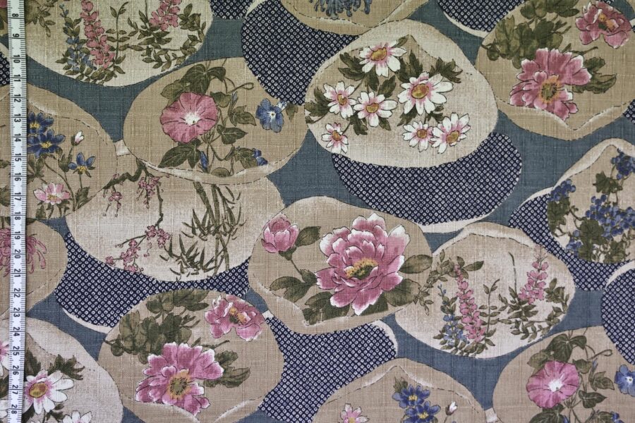 Coton dobby kanoko shibori bleu et floraux. Japanese fabric
