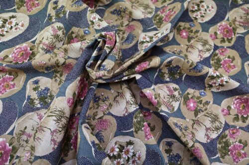 Coton dobby kanoko shibori bleu et floraux. Japanese fabric