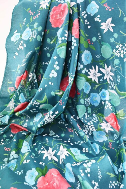 Nani IRO Rakuen soie et coton bleu canard. Japanese fabric