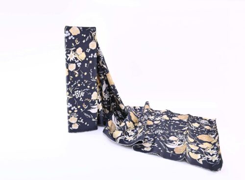 Nani IRO Rakuen soie et coton noir. Japanese fabric