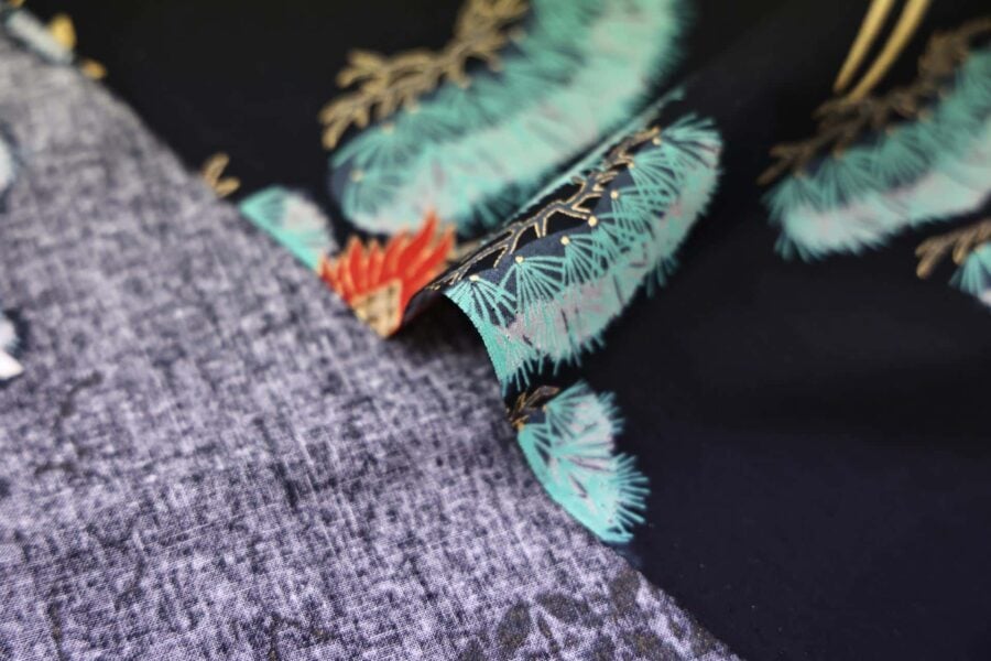 Tissu Grue et Dragon doré fond noir. Japanese fabric