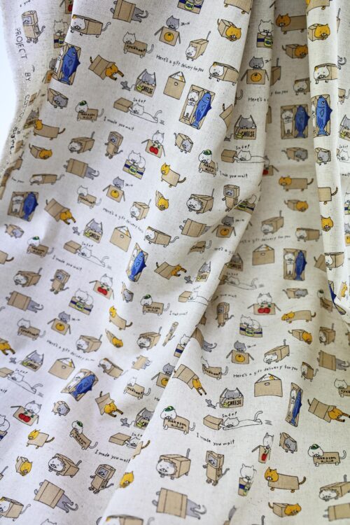 Tissu Japonais Chats dans Boîtes fond écru. Japanese fabric