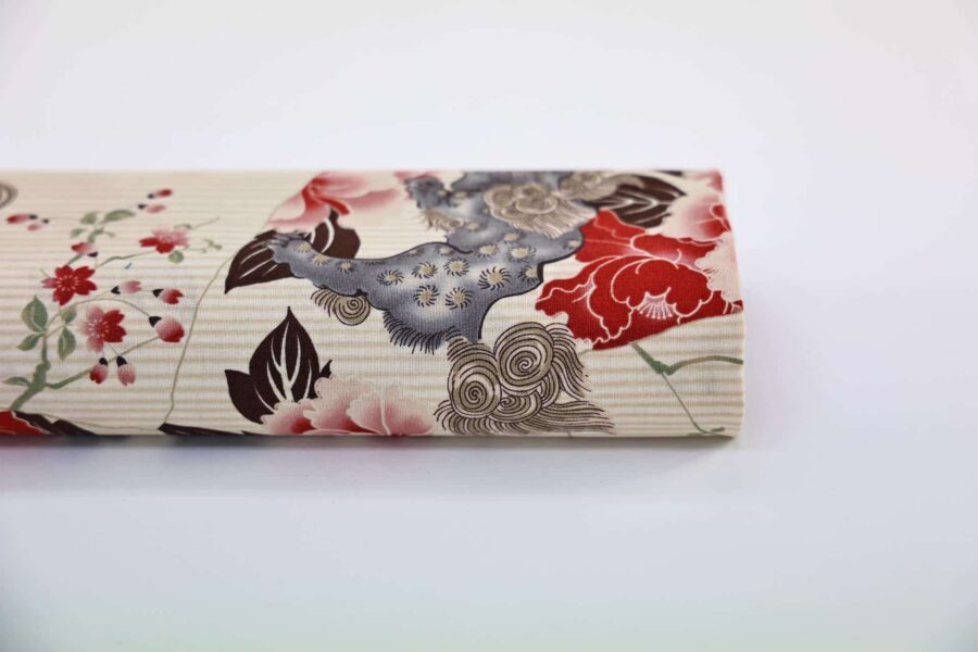 Tissu Japonais Komainu de Kokka fond écru. Japanese fabric
