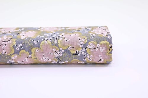 Tissu Japonais Ume rose doré fond gris. Japanese fabric