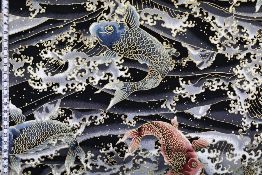 Tissu carpes dorées dans vagues noires. Japanese fabric