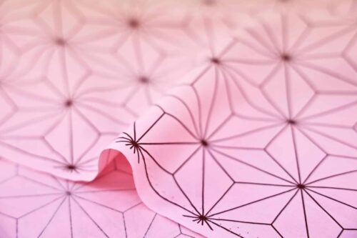 Tissu manga Japonais Asanoha fond rose. Nezuko fabric. Japanese Fabric