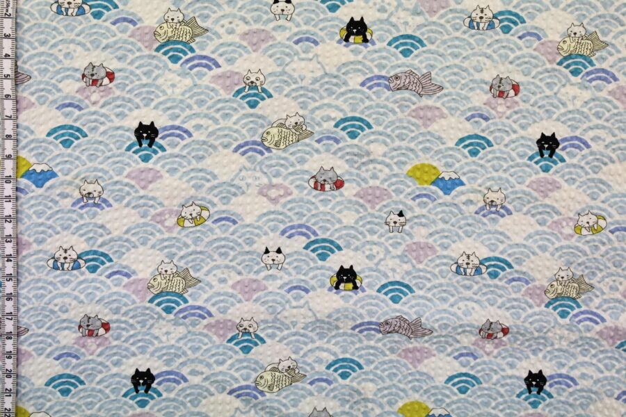 Tissu seersucker Japonais Neko Seigaiha kawaii. Japanese fabric