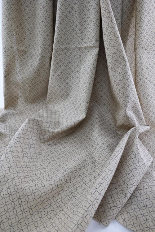 Tissu japonais Shippou pointillé fond écru. Japanese Fabric