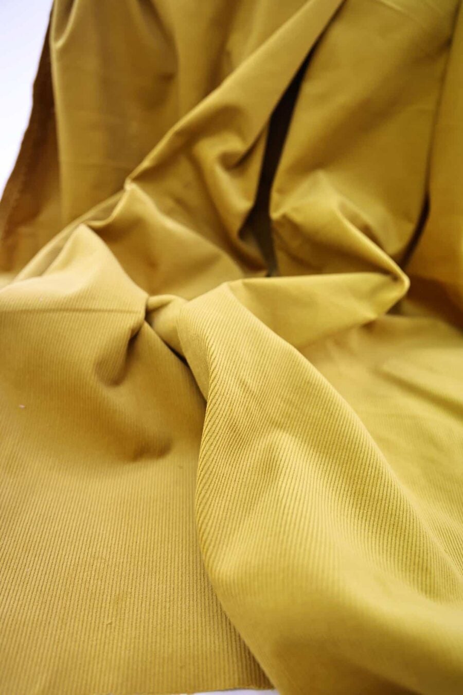 Tissu velours côtelé Japonais jaune moutarde. Japanese fabric