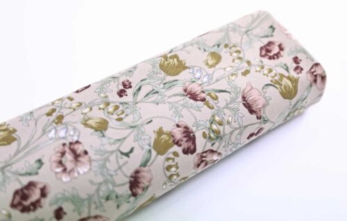 Tissu velours côtelé imprimé fleurs fond rose. japanese fabric