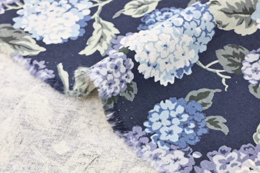 Canvas Japonais hortensia bleu marine. Japanese fabric
