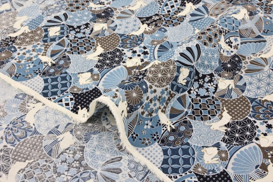 Tissu Japonais lapin et Temari bleu. Japanese fabric