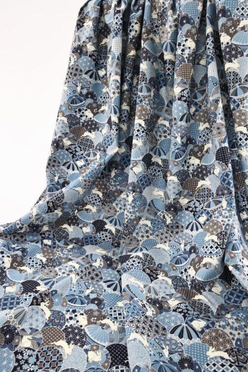 Tissu Japonais lapin et Temari bleu. Japanese fabric