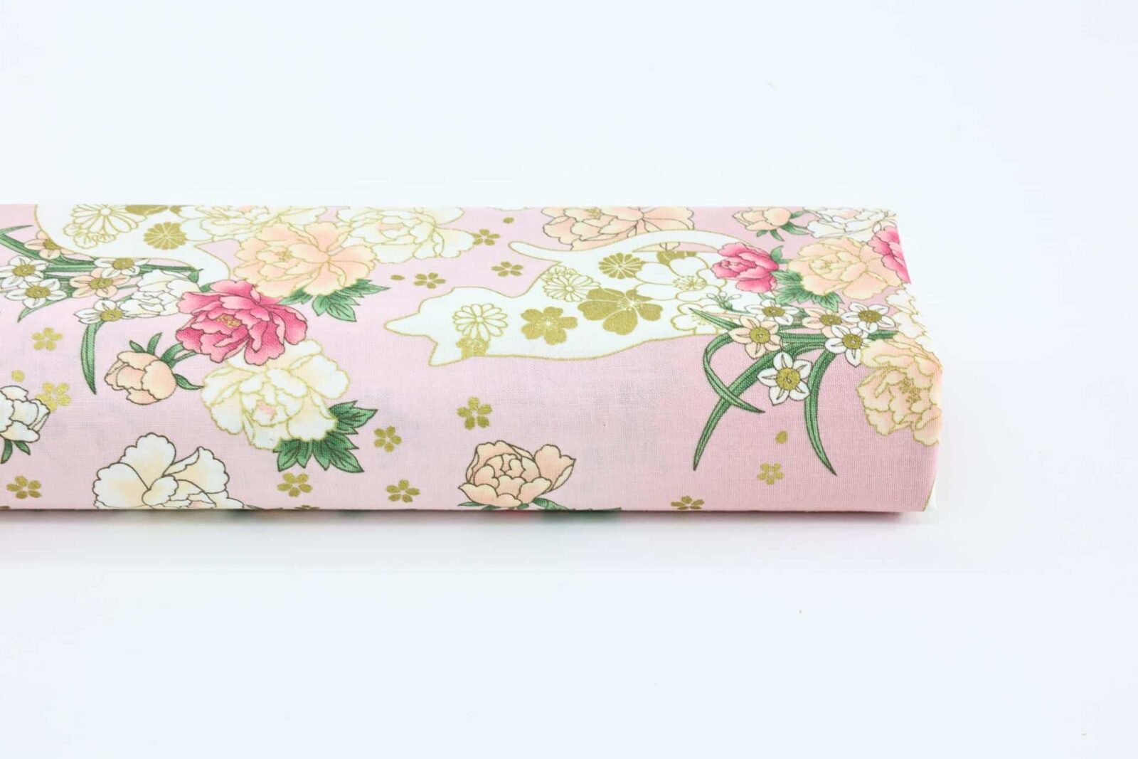 Tissu Japonais chats et fleurs dorées fond couleur rose. Japanese fabric