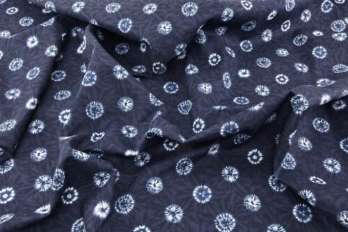 Tissu Japonais imprimé indigo Kumo shibori. Japanese Shibori fabric