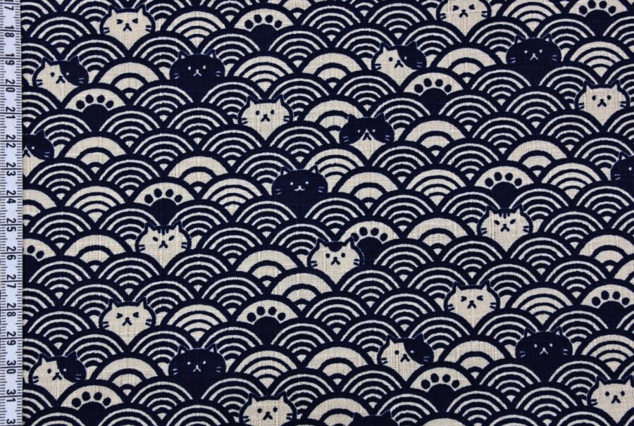 Tissu Maneki Neko Seigaiha bleu beige