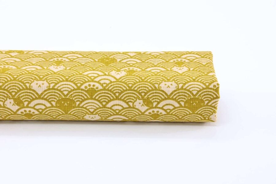 Tissu Maneki Neko Seigaiha jaune beige