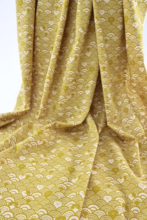 Tissu Maneki Neko Seigaiha jaune beige