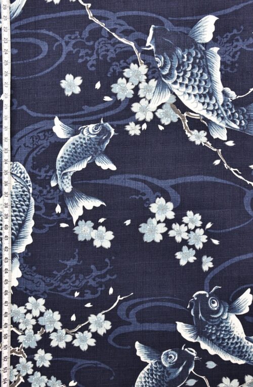 Tissu Japonais carpes et Sakura fond bleu marine. Japanese fabric