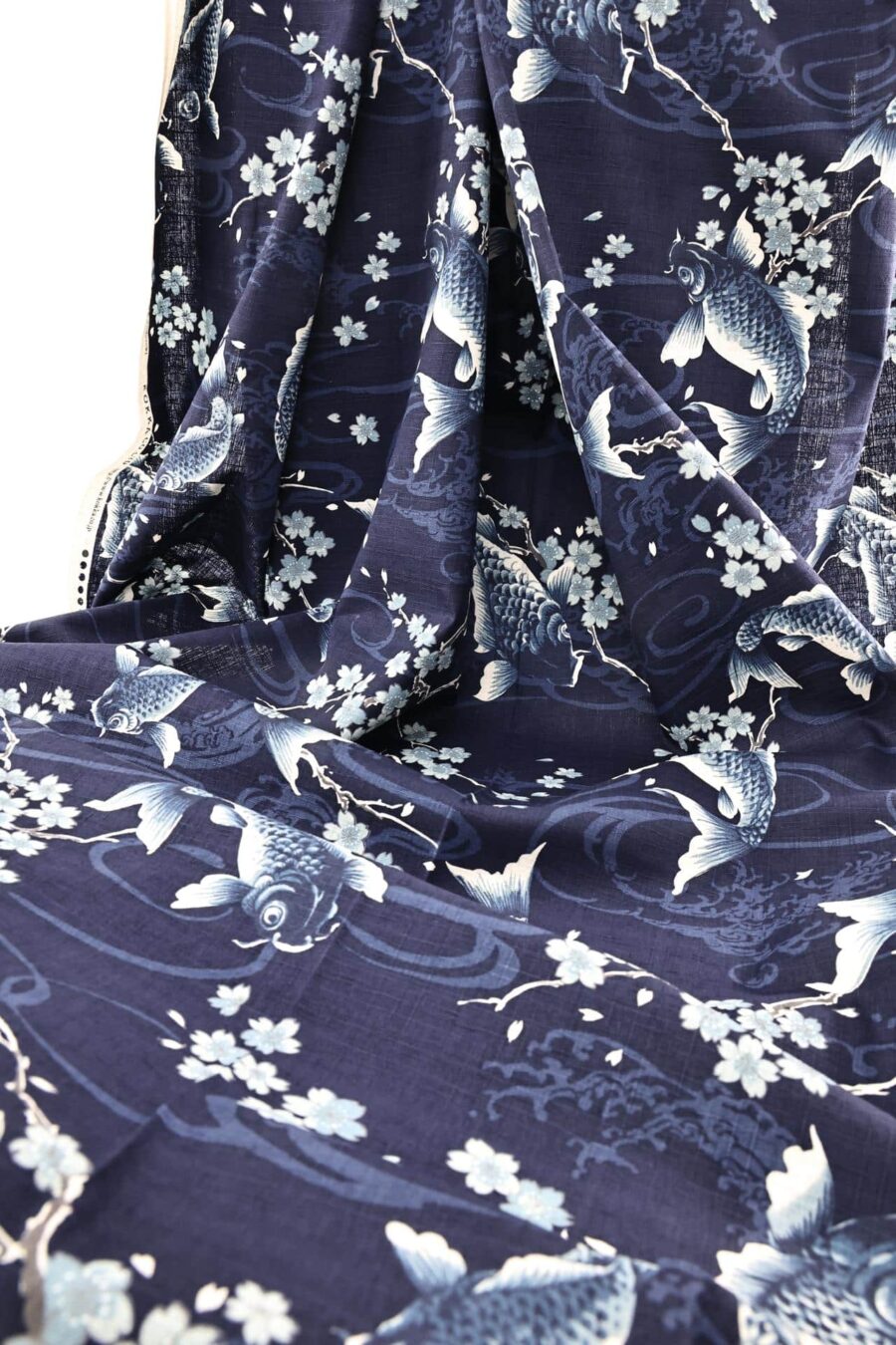 Tissu Japonais carpes et Sakura fond bleu marine. Japanese fabric