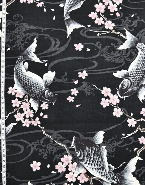 Tissu Japonais carpes et Sakura fond noir. Japanese fabric