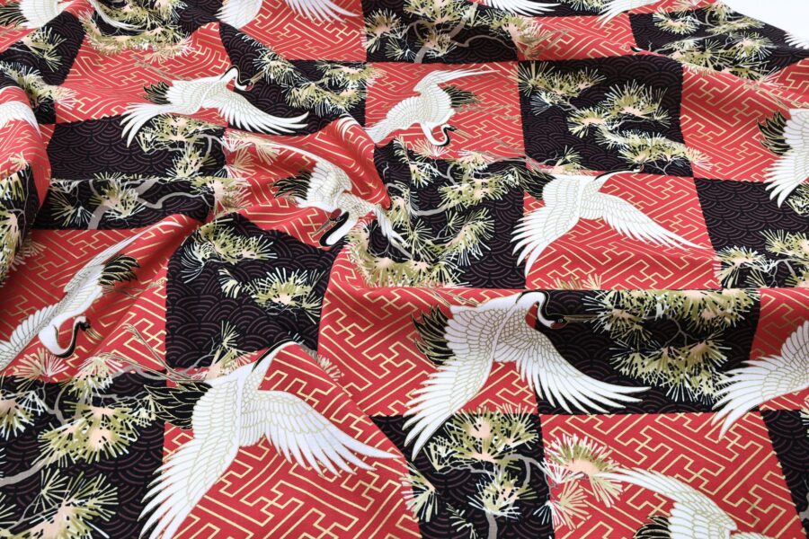 Japanese fabric Crane and red sayagata