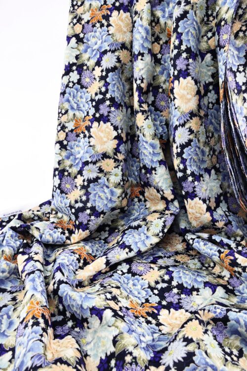 Japanese Jacquard fabric blue-dyed with floral bloom