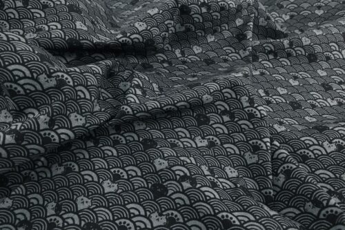 Maneki Neko seigaiha black grey fabric