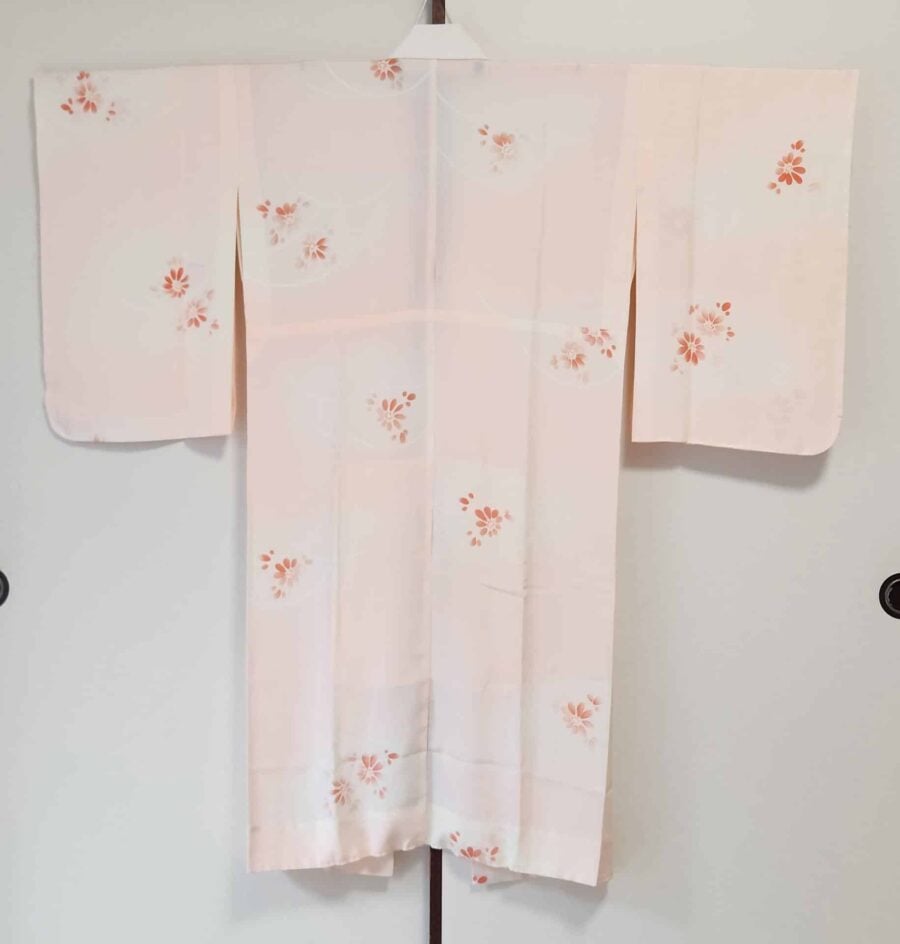Pink Nagajuban with coral red flowers