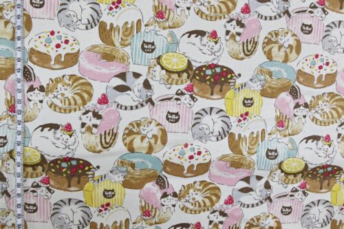 Oxford fabric cats pastries white background