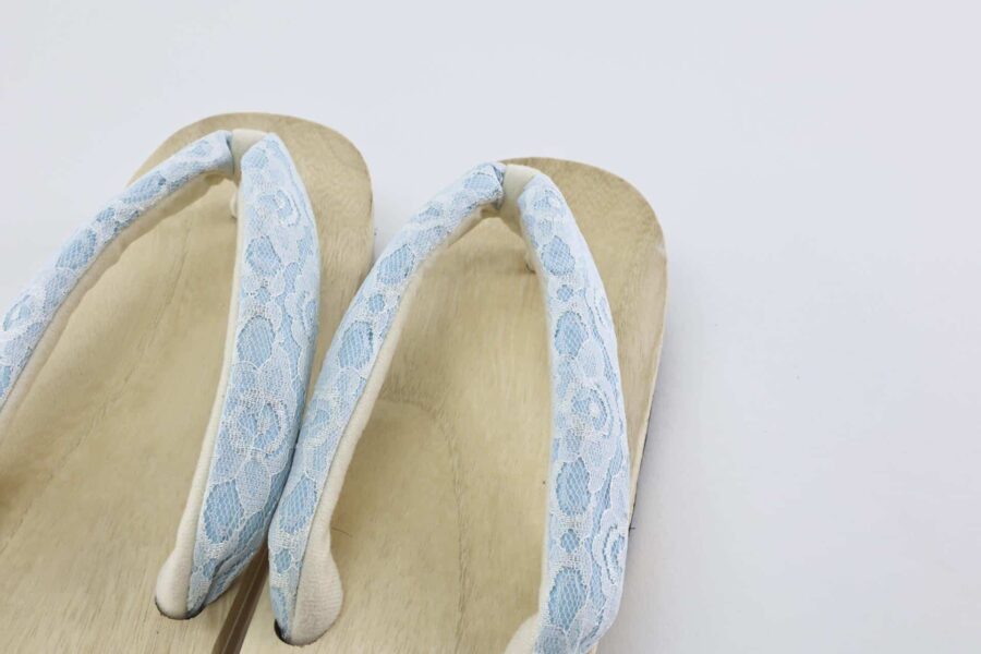 Wooden Geta with lace