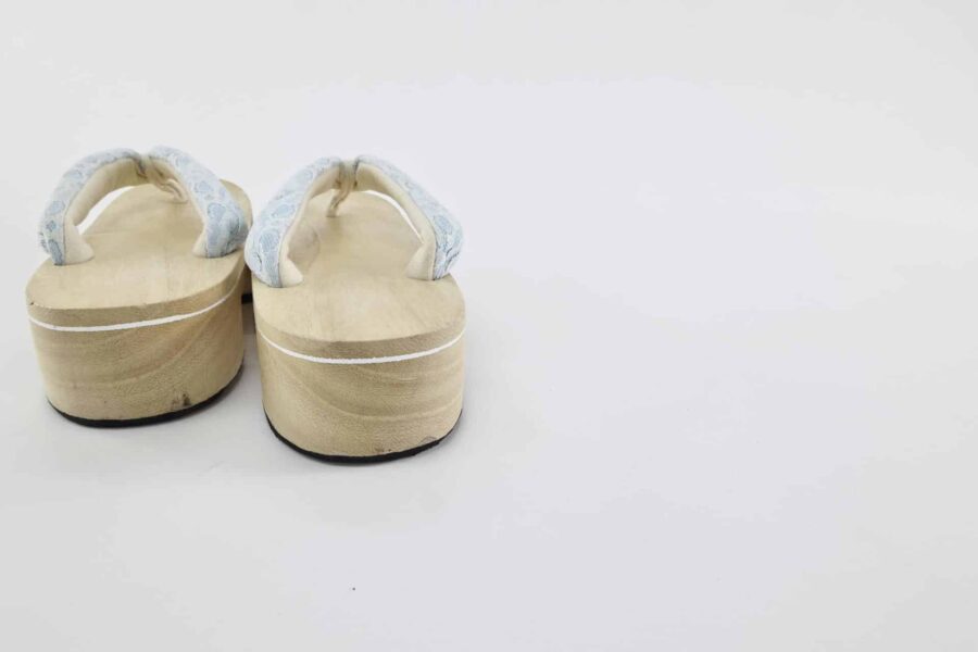 Wooden Geta with lace