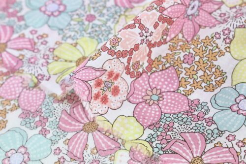 Japanese cotton lawn fabric – Pink pastel blooming garden