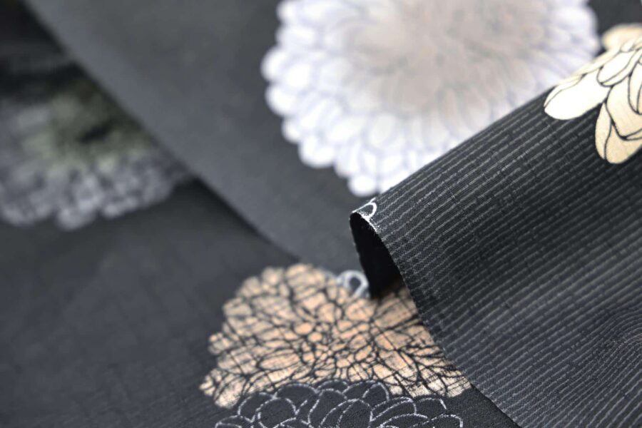 Japanese fabric Kobayashi chrysanthemum dobby black