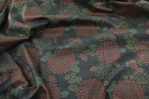 Japanese fabric – kiku in burgundy dobby cotton