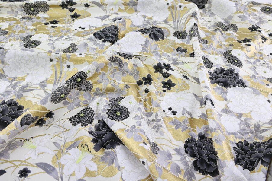 Japanese fabric – peonies and golden clouds black