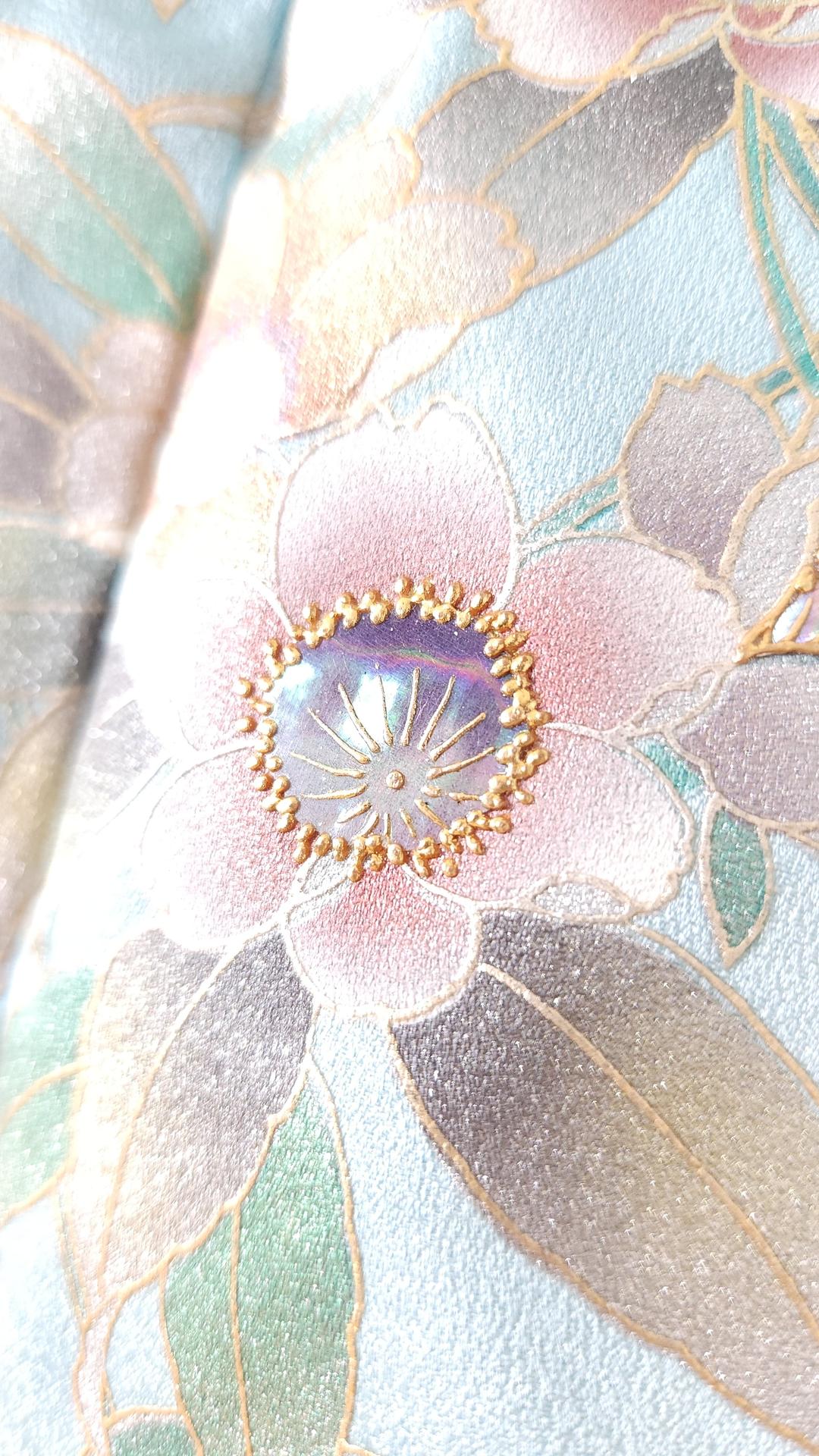 Light blue houmongi with pearlescent flowers