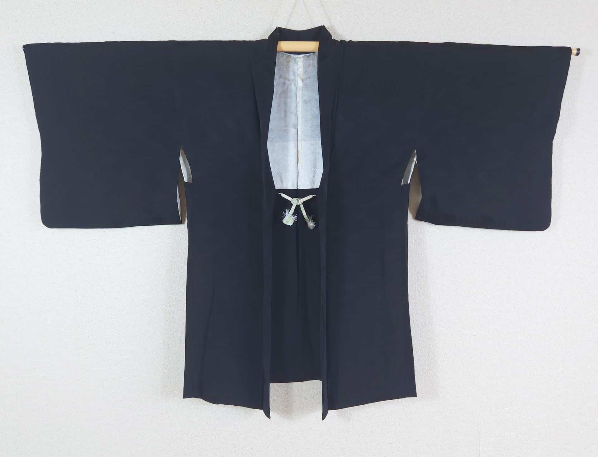 Black Haori with subtle wavy patterns