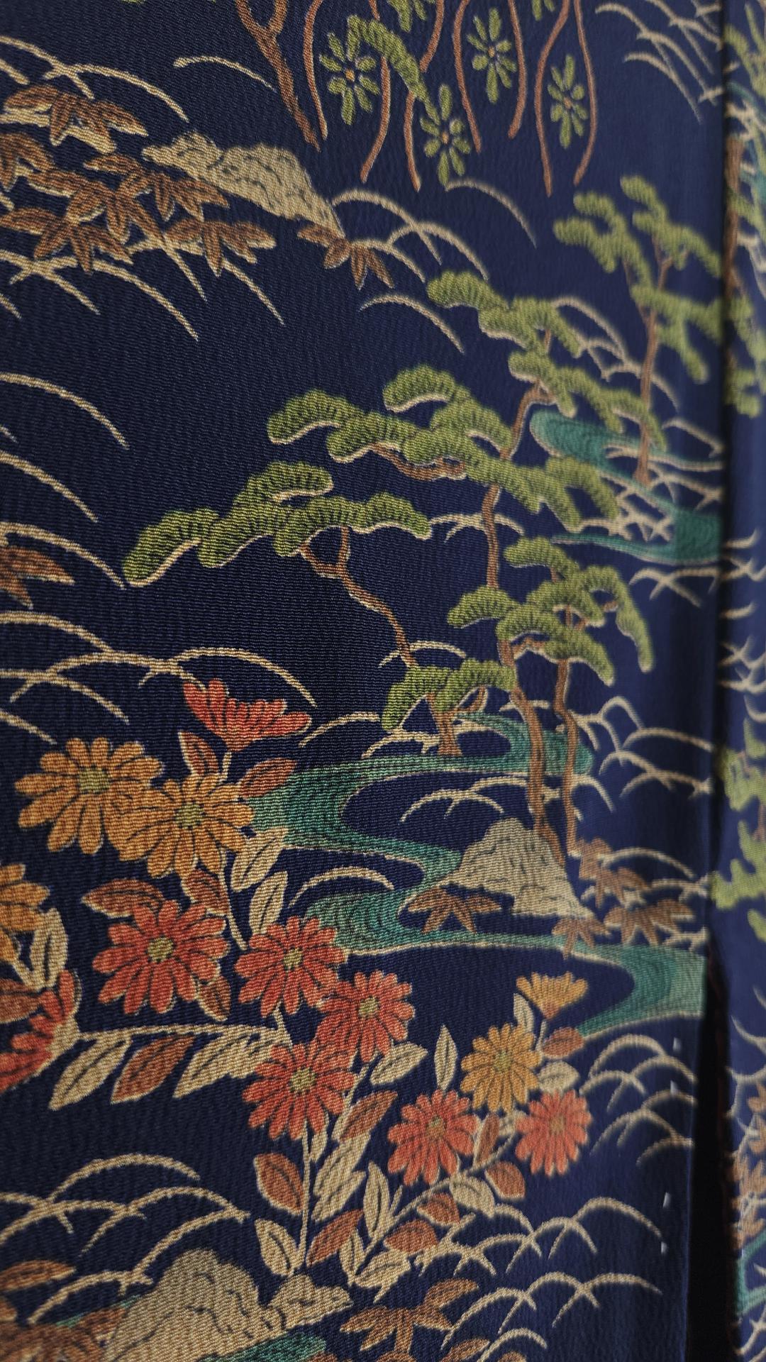 Dark blue Haori with pine and flower motifs