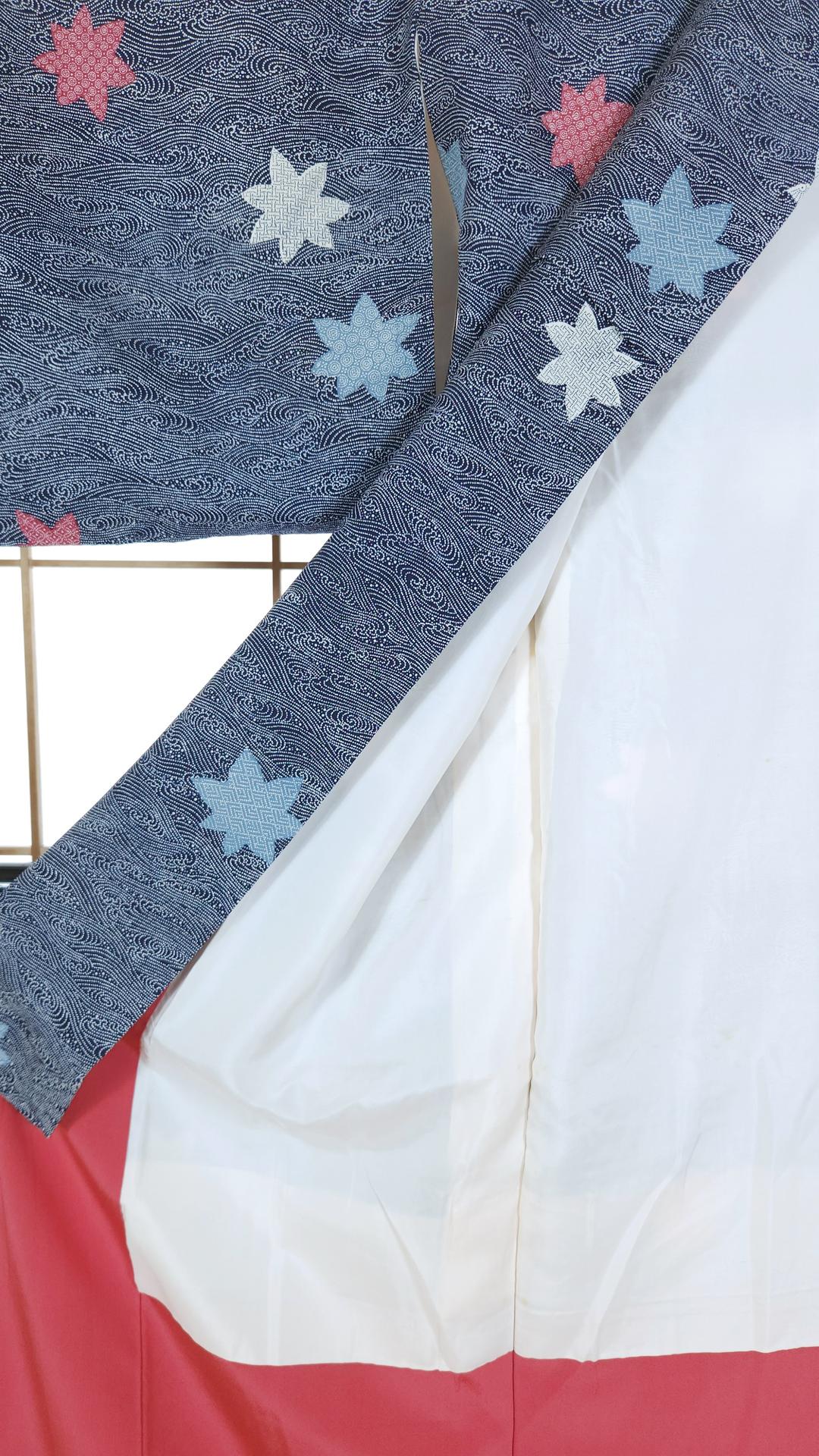 Dark blue Komon Kimono with momiji leaves
