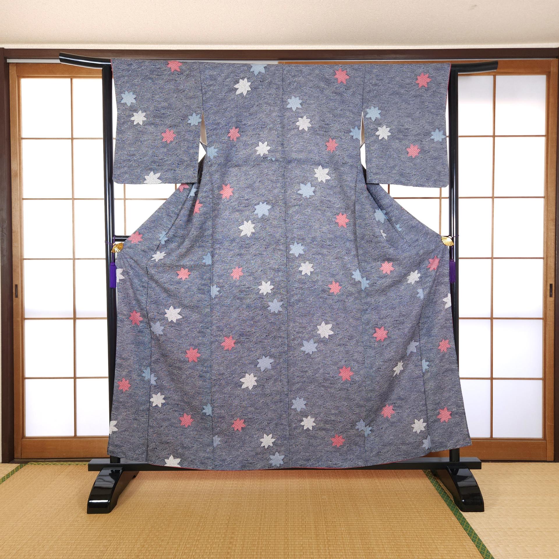 Dark blue Komon Kimono with momiji leaves
