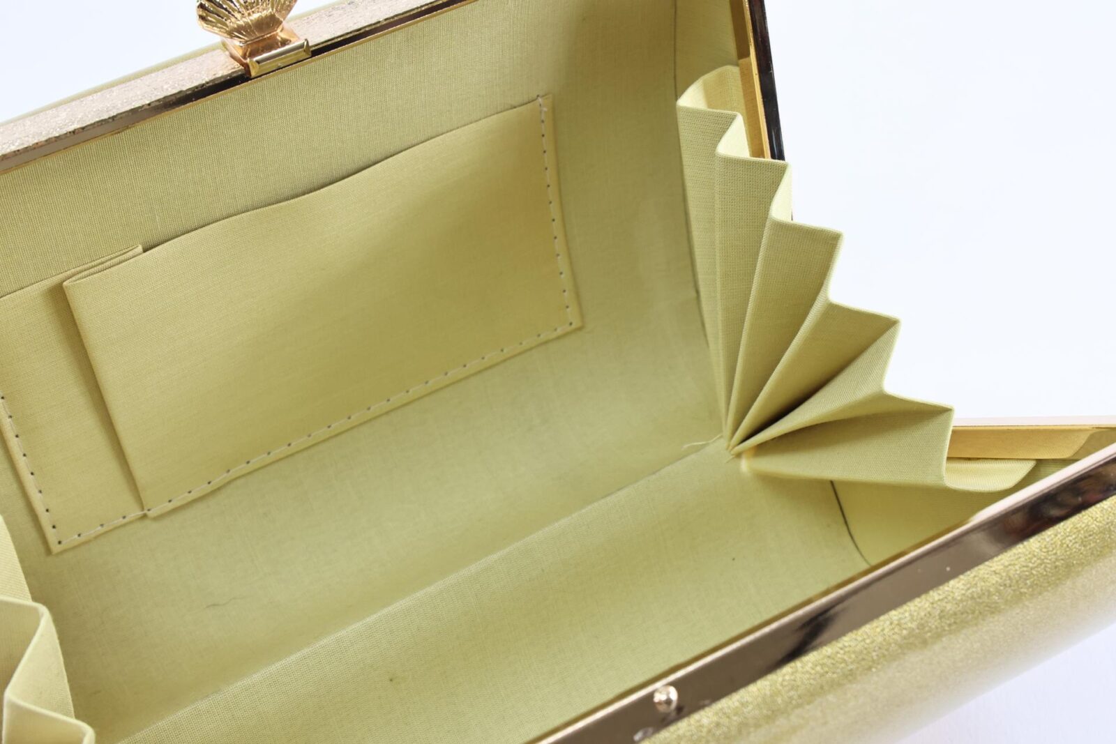 Golden Yukiwa Kimono bag