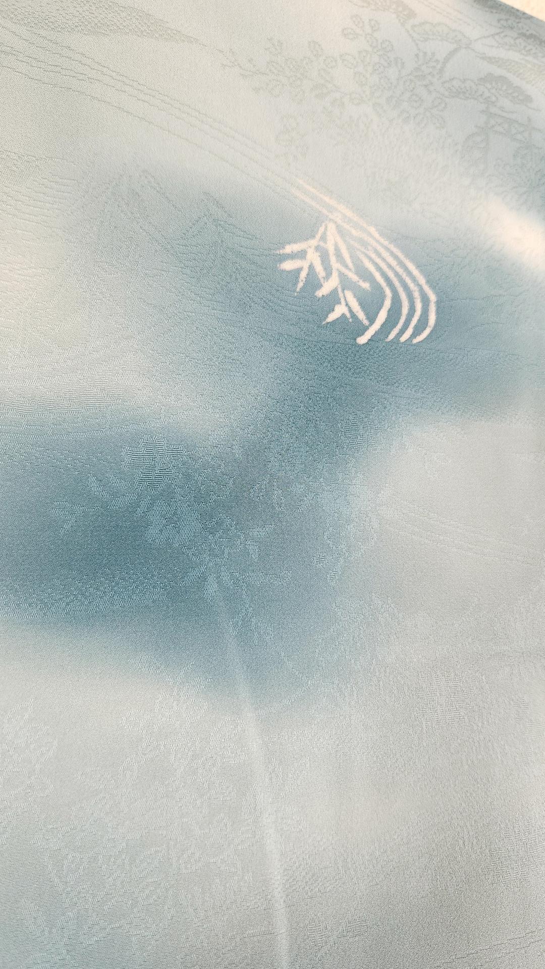 Gradient blue Haori with white motifs