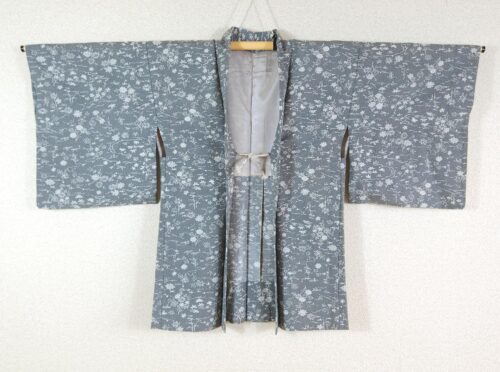 Gray Haori with white floral patterns
