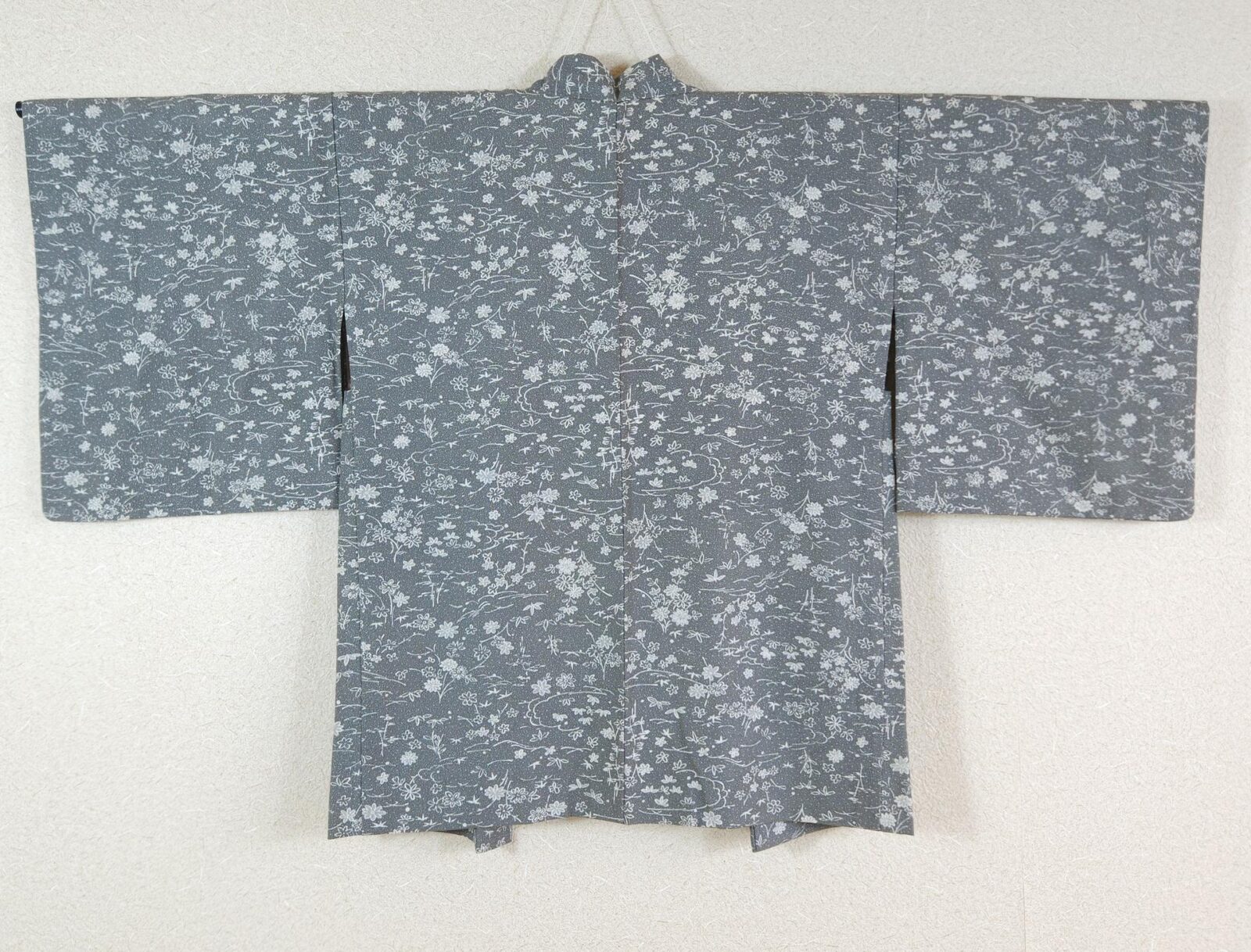 Gray Haori with white floral patterns